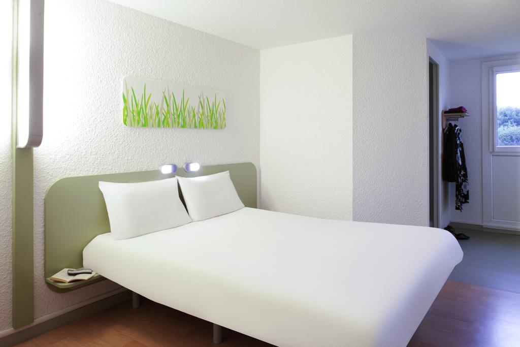 Ibis Budget Orly Chevilly Tram 7 Vitry-sur-Seine Exterior photo