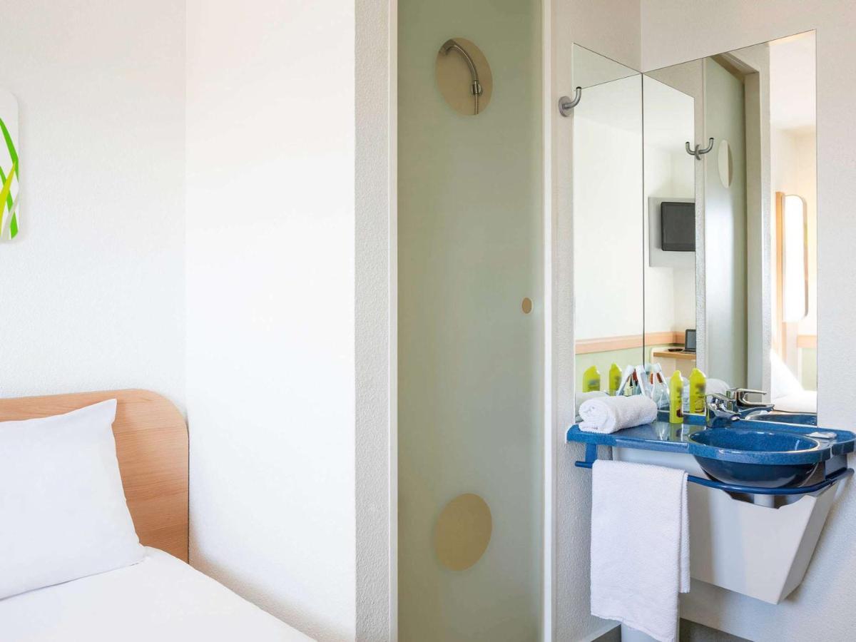 Ibis Budget Orly Chevilly Tram 7 Vitry-sur-Seine Exterior photo