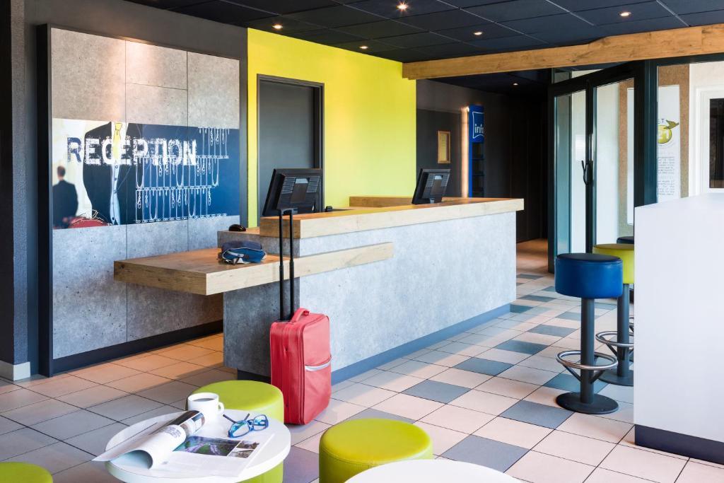 Ibis Budget Orly Chevilly Tram 7 Vitry-sur-Seine Exterior photo