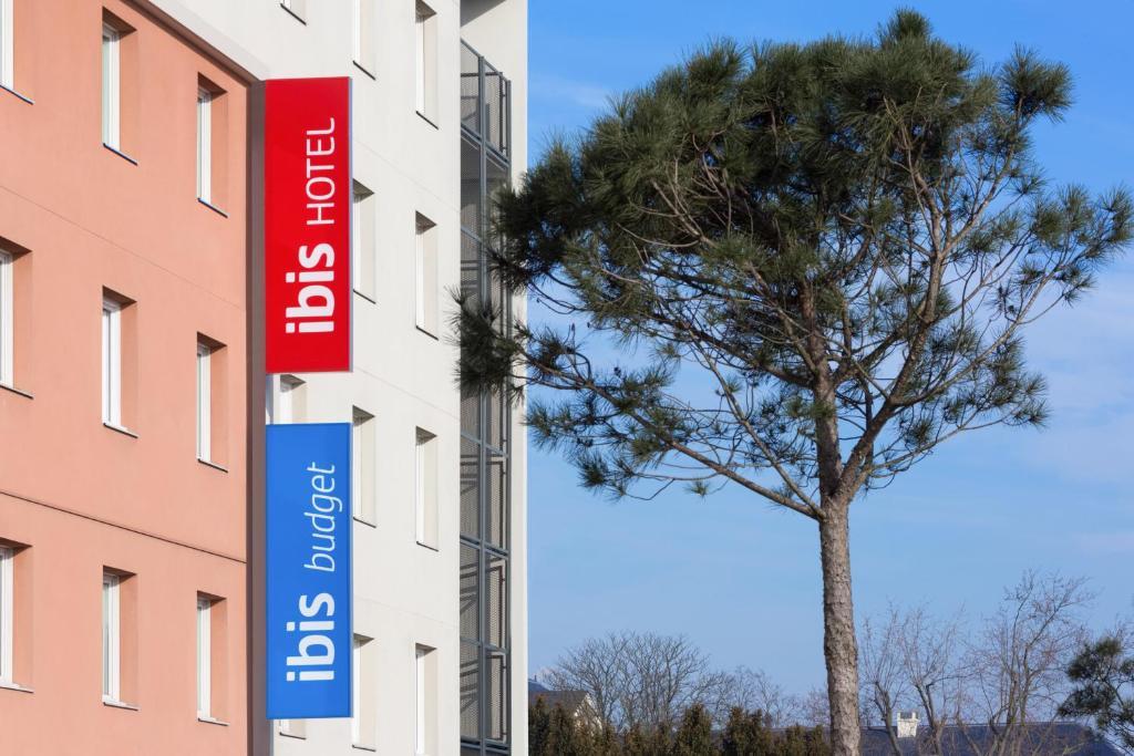 Ibis Budget Orly Chevilly Tram 7 Vitry-sur-Seine Exterior photo